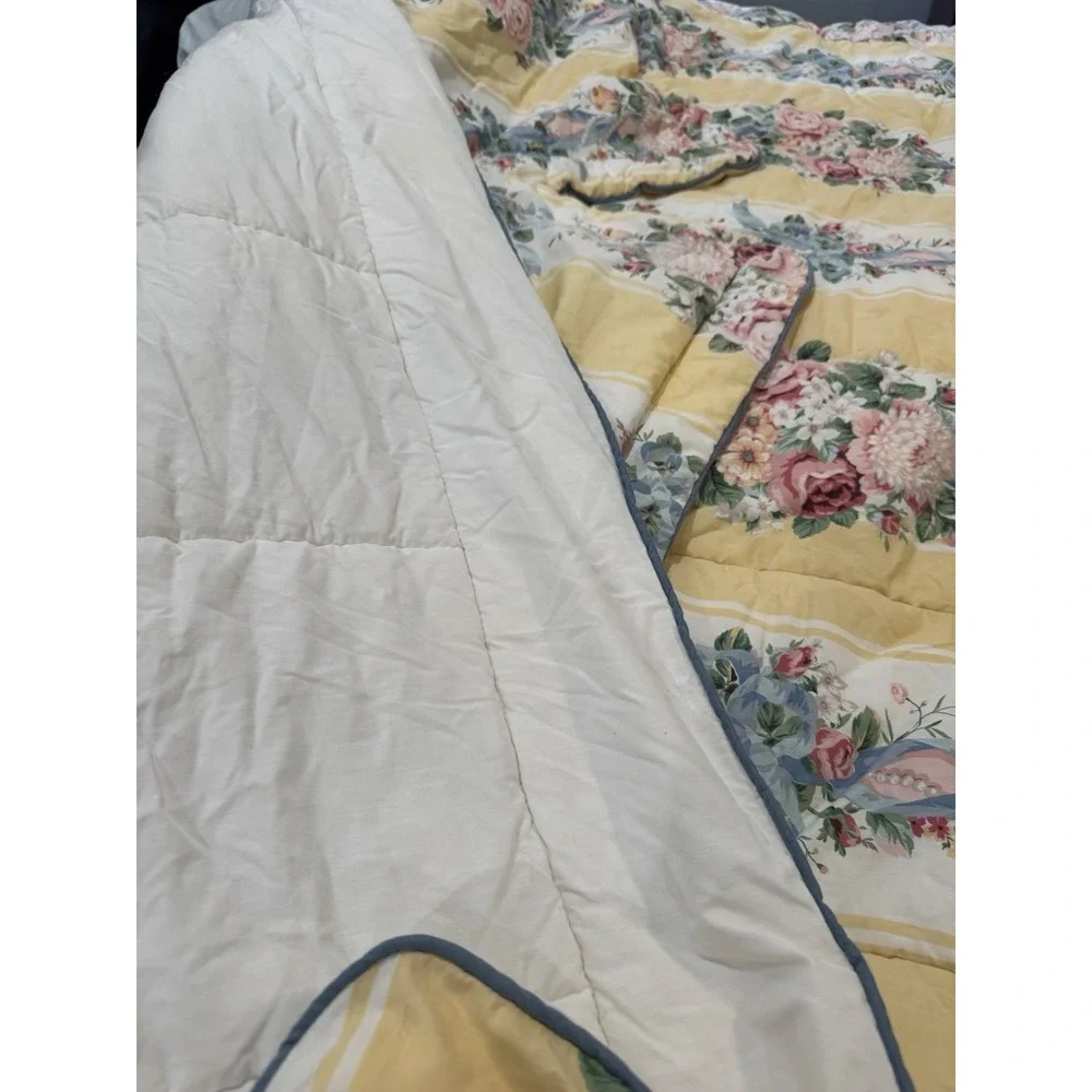 Croscill PRINCESS FLORAL Yellow Striped Pearl Comforter Queen King Sham Set FLAW